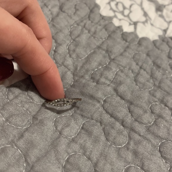 Silver ring - Picture 3 of 3